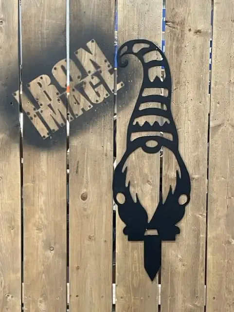 Gnomes Outdoor Garden Metal Art Decor - Photo 2