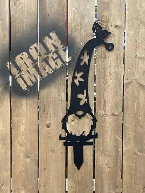 Gnomes Outdoor Garden Metal Art Decor - Photo 5