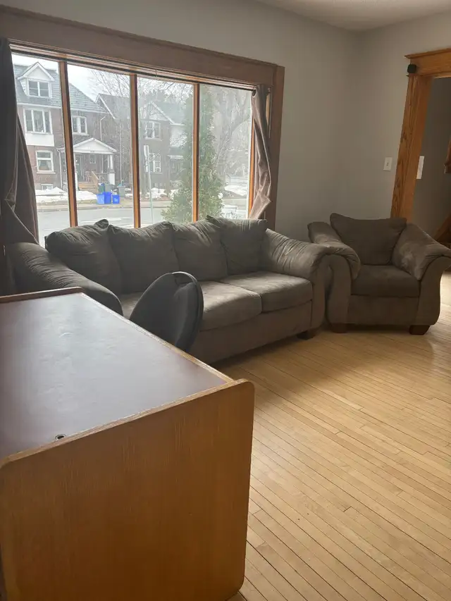 Centrally located, Large, Single Rooms available - Photo 2