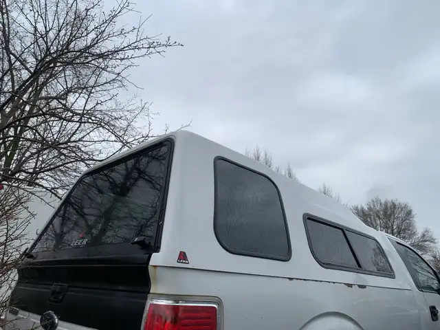 F150 long box high rise truck cap 8ft - Photo 6