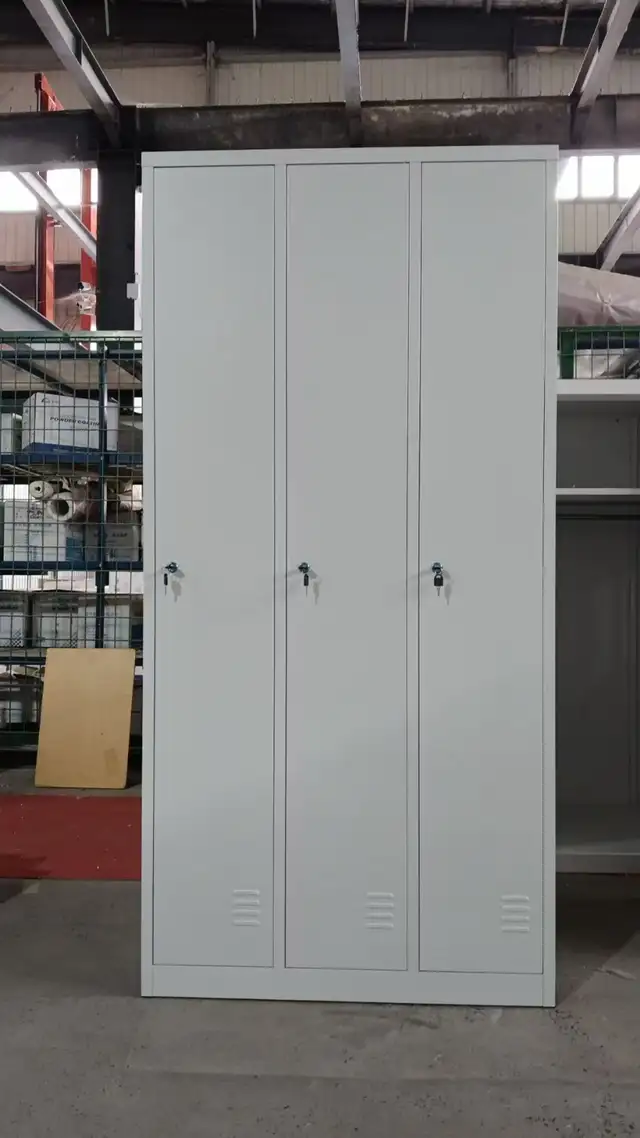 New Lockers Single Tier Lockers – 3-Door (L3-D1-F)