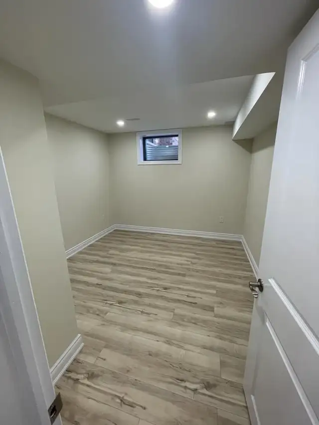 Legal  - Two bedroom basement apartment for RENT - Photo 3