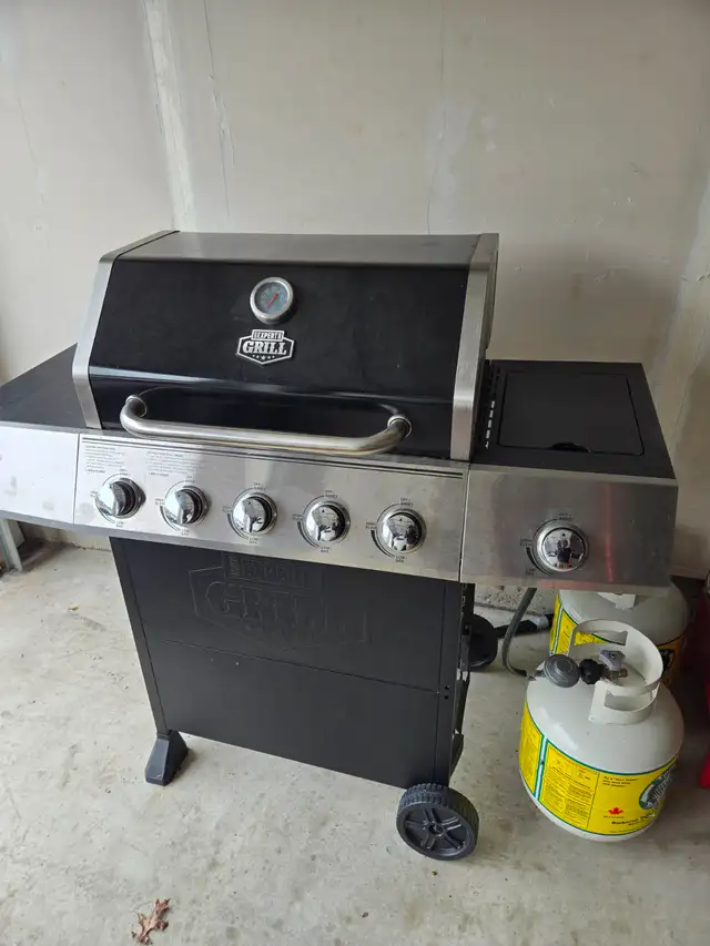 barbeque for sale - Photo 4