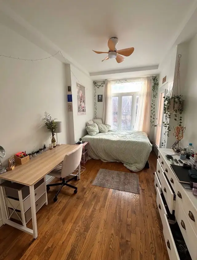 May - August Sublet - Photo 3