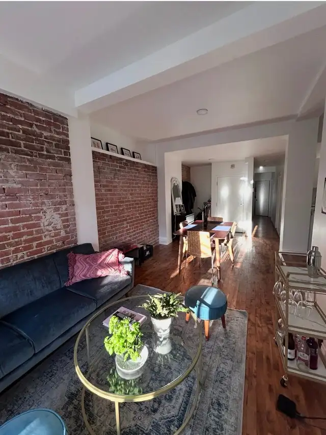 May - August Sublet - Photo 8