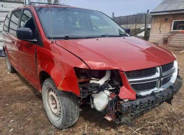 AS IS – 2012 Grand Caravan - Photo 3