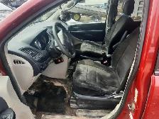 AS IS – 2012 Grand Caravan - Photo 7