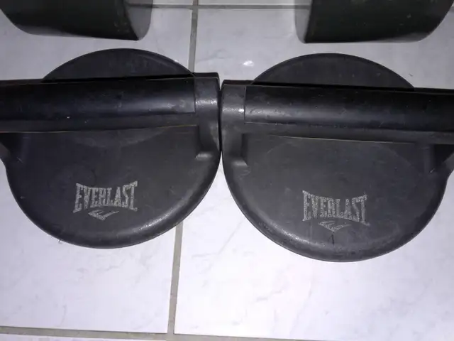 Rotating pushup handles by Everlast - trade for weights