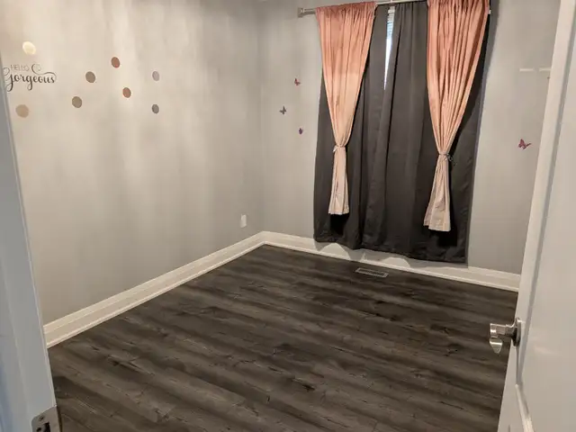 RENT 3 bedroom with 1 ½ bath Main floor. 2 parking - Photo 6