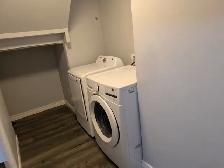 RENT 3 bedroom with 1 ½ bath Main floor. 2 parking - Photo 12