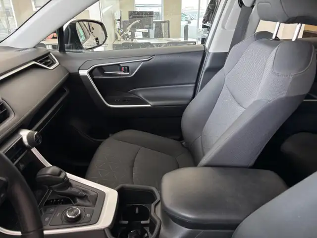 2024 Toyota RAV4 Hybrid XLE AWD, - Photo 13