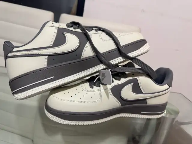 Nike aire force 1 chaussures - Photo 3