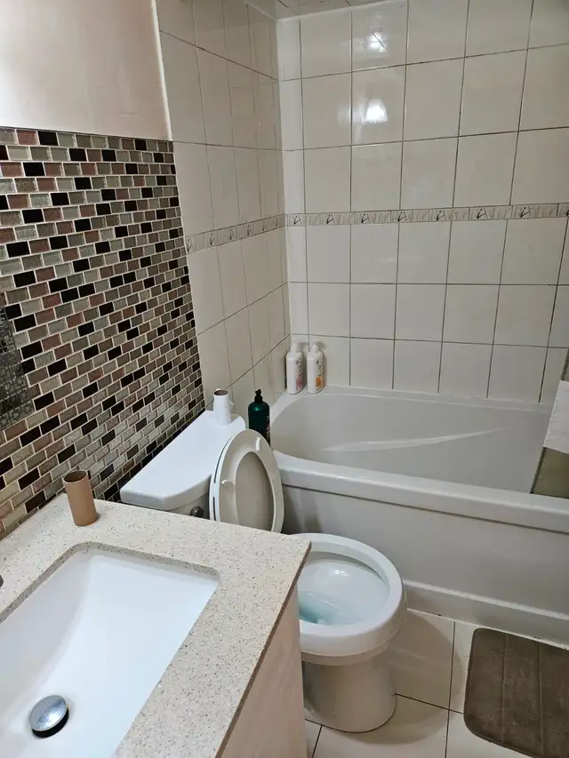 Private furnished Room, BSMT., Rent near SQ One - Photo 5