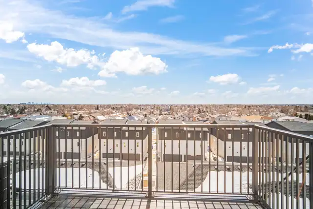 LUXURY 2 Bed 2 Bath Apartment! With Fitness Centre! - Photo 10