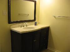 Room for rent close to Carleton U, One bus to uOttawa - Photo 3