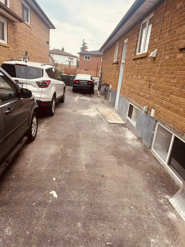 House  for rent - Photo 2