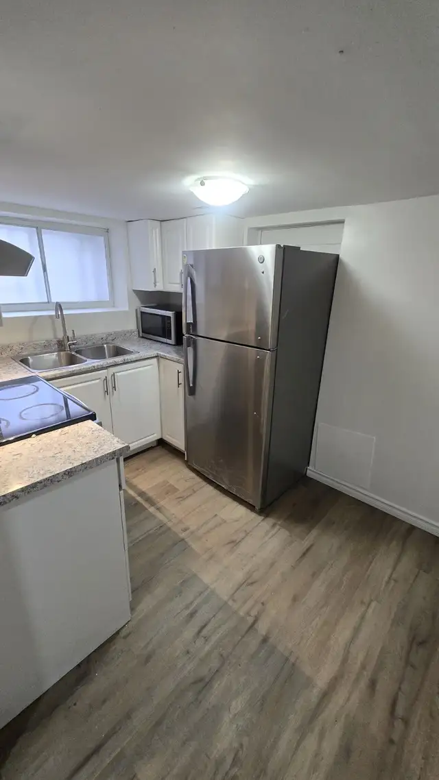 Room available for rent in Mississauga - Photo 3