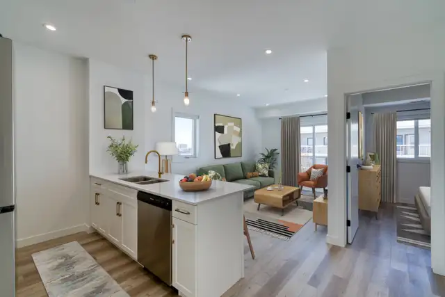 LUXURY 2 Bed 2 Bath Apartment! Move In Ready! - Photo 3