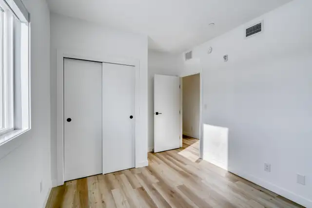 LUXURY 2 Bed 2 Bath Apartment! Move In Ready! - Photo 9