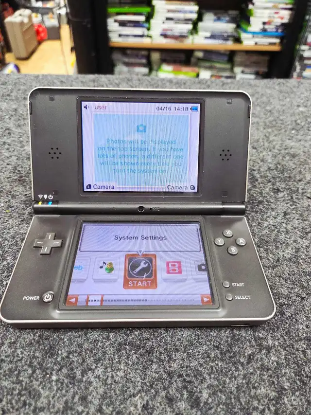 Nintendo DSi XL