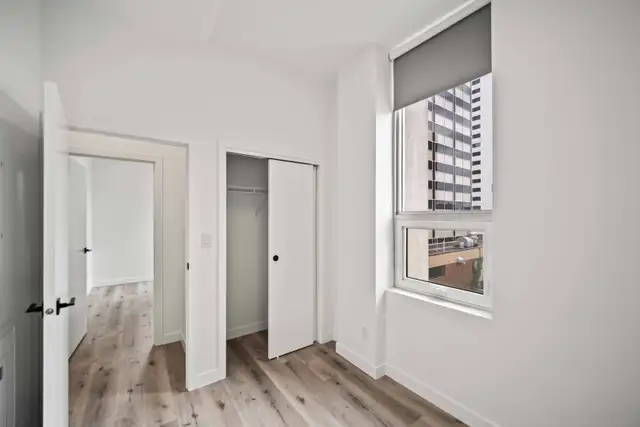 BRAND NEW 2 Bedroom Apartment! Located In The Heart Of Downtown! - Photo 6