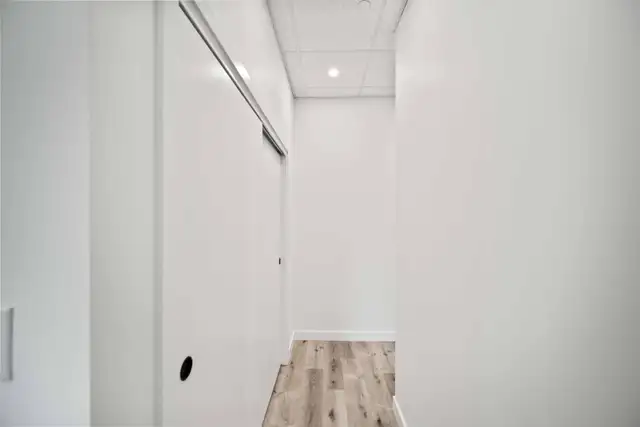 BRAND NEW 2 Bedroom Apartment! Located In The Heart Of Downtown! - Photo 7