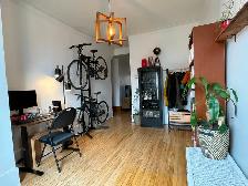 À LOUER - Grand 5 ½ deux chambres - Marché Jean-Talon