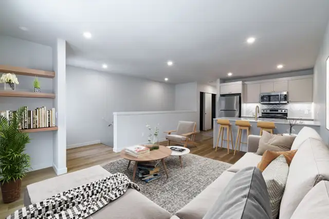 LUXURY 2 Bedroom Townhouse! Move In Ready!