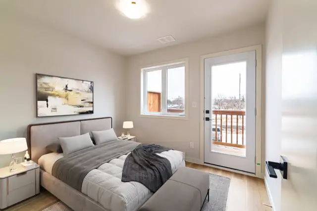 LUXURY 2 Bedroom Townhouse! Move In Ready! - Photo 2