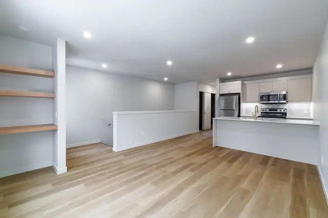 LUXURY 2 Bedroom Townhouse! Move In Ready! - Photo 7