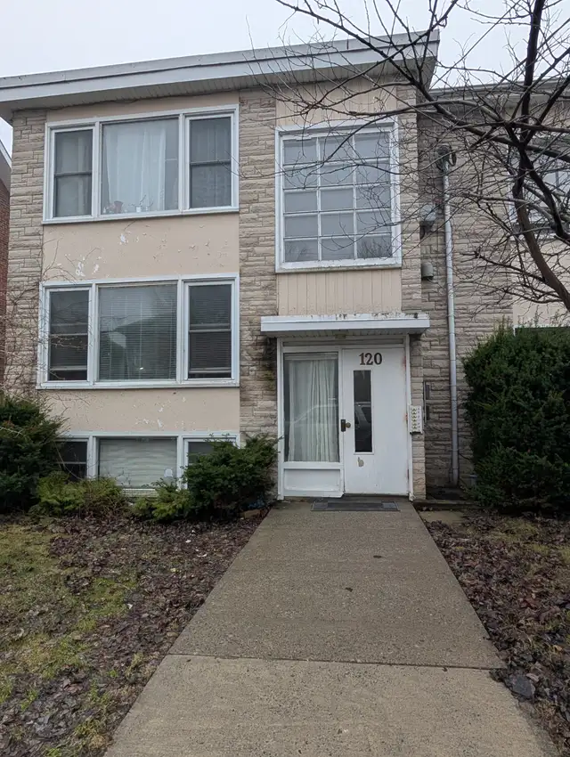 Two bedroom near Queen's and downtown