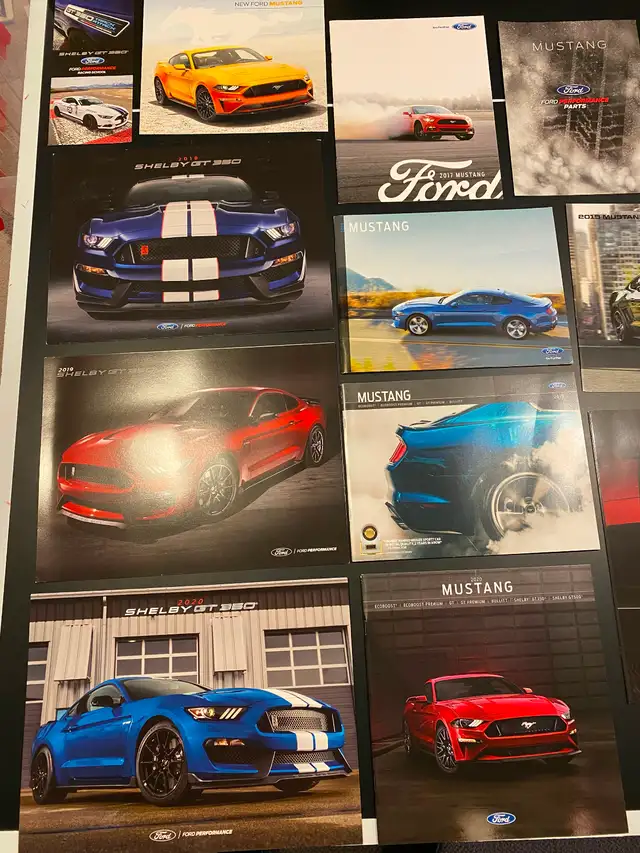 Mustang Shelby GT 350 GT 500 Bullitt, brochure collection