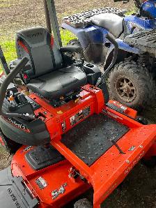 2021 Kubota Zero Turn Lawn Mower Z251