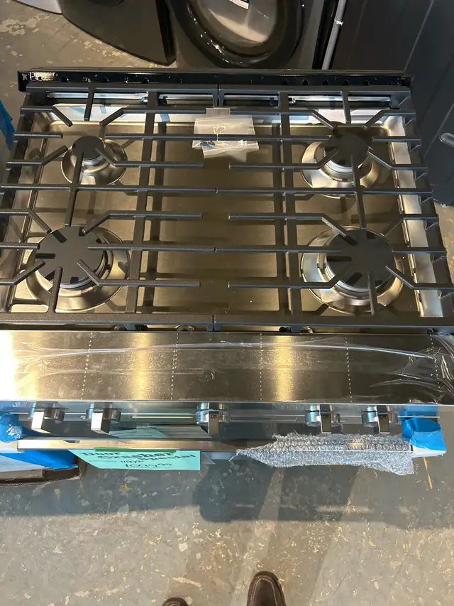 gas slide in range - Photo 2