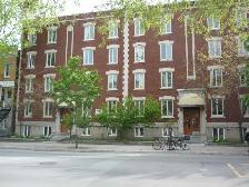 4 1/2 sur plateau Mont-Royal - Juillet