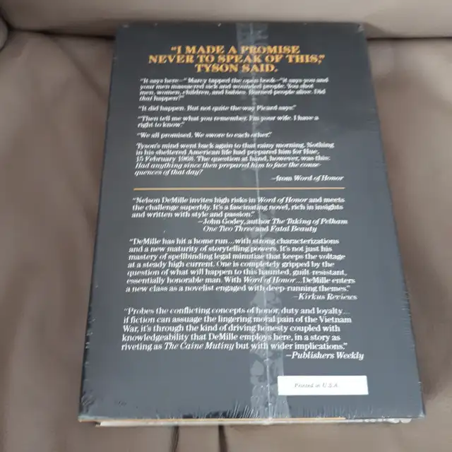 LIVRE NEUF ANGLAIS SCELLÉ DE NELSON DeMILLE, WORD OF HONOR $5.00 - Photo 2