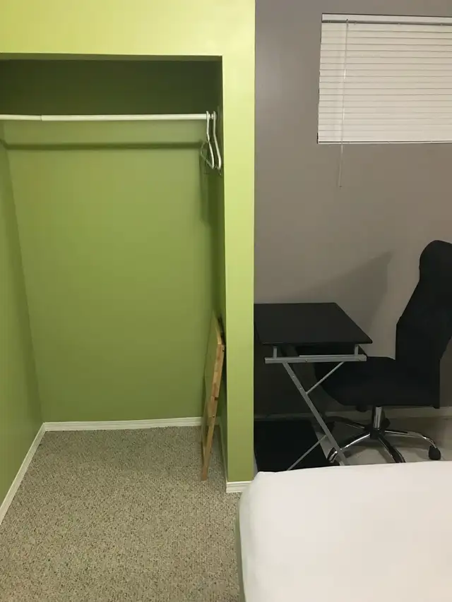 MAY 4-JUNE 26, 8 week tenancy, 1 block to SaskPolytech - Photo 4