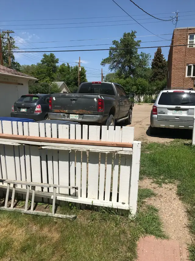 MAY 4-JUNE 26, 8 week tenancy, 1 block to SaskPolytech - Photo 9