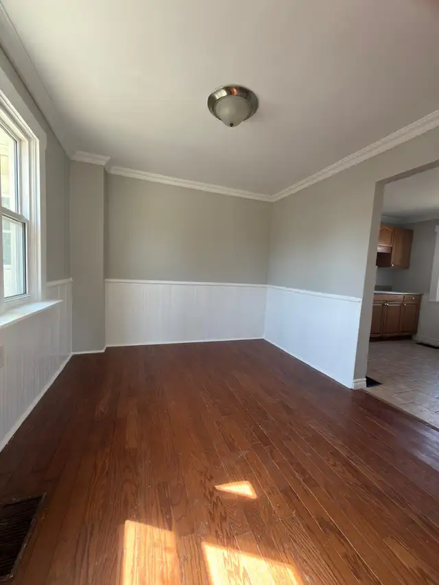 669 Forest Hill Rd, Unit 1(front), 2bedroom house(1bath1kt)South - Photo 2