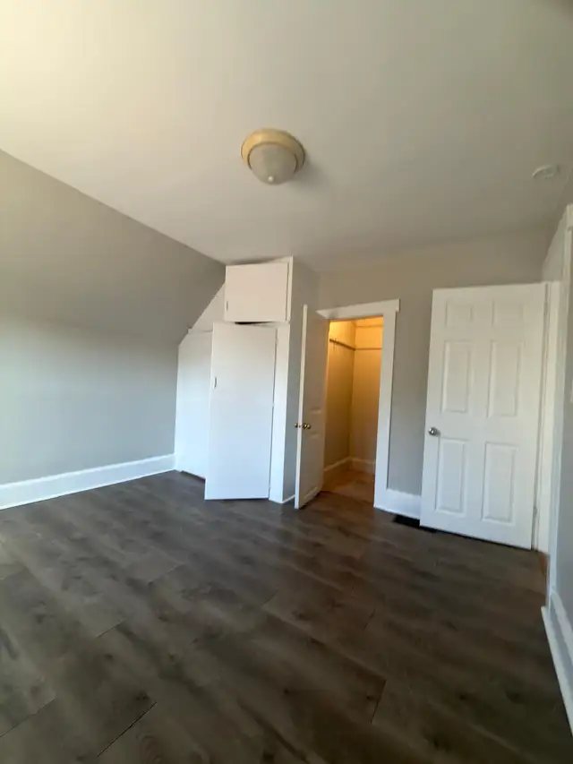 669 Forest Hill Rd, Unit 1(front), 2bedroom house(1bath1kt)South - Photo 8