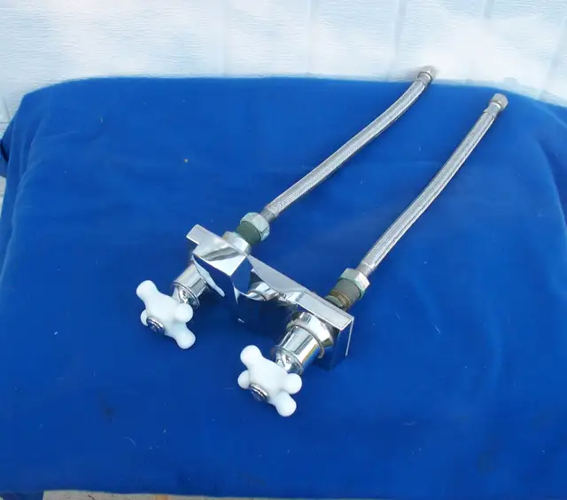 Bathroom Taps - Photo 2