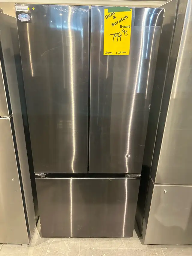 black stainless 30" fridge