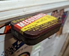 VINTAGE 1960's MEGGEZONES COUGH DROPS PASTILLES TIN