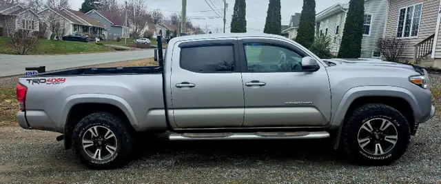 2016 Toyota Tacoma trd