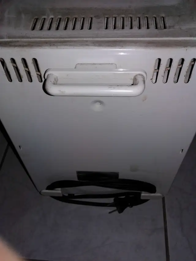 Electronic liquid boiler   electric toaster oven - $20 total - Photo 3