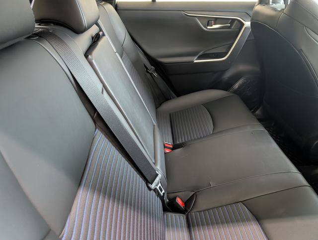 2022 Toyota RAV4 Hybrid XSE AWD, - Photo 7