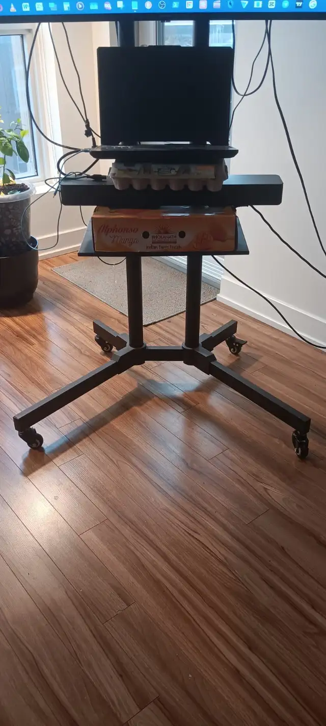 58' Big Screen TV Bundle   Bose Soundbar   Rolling Stand - Compl - Photo 2