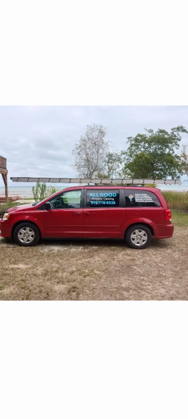 Gutter/Window Cleaning - FREE QUOTES CALL OR TEXT 519-710-0530 - Photo 9