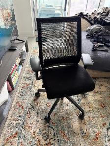 great condition office chair