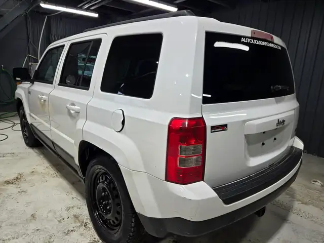 2012 JEEP PATRIOT NORTH - FINANCEMENT 100% APPROUVER DISPO - Photo 5